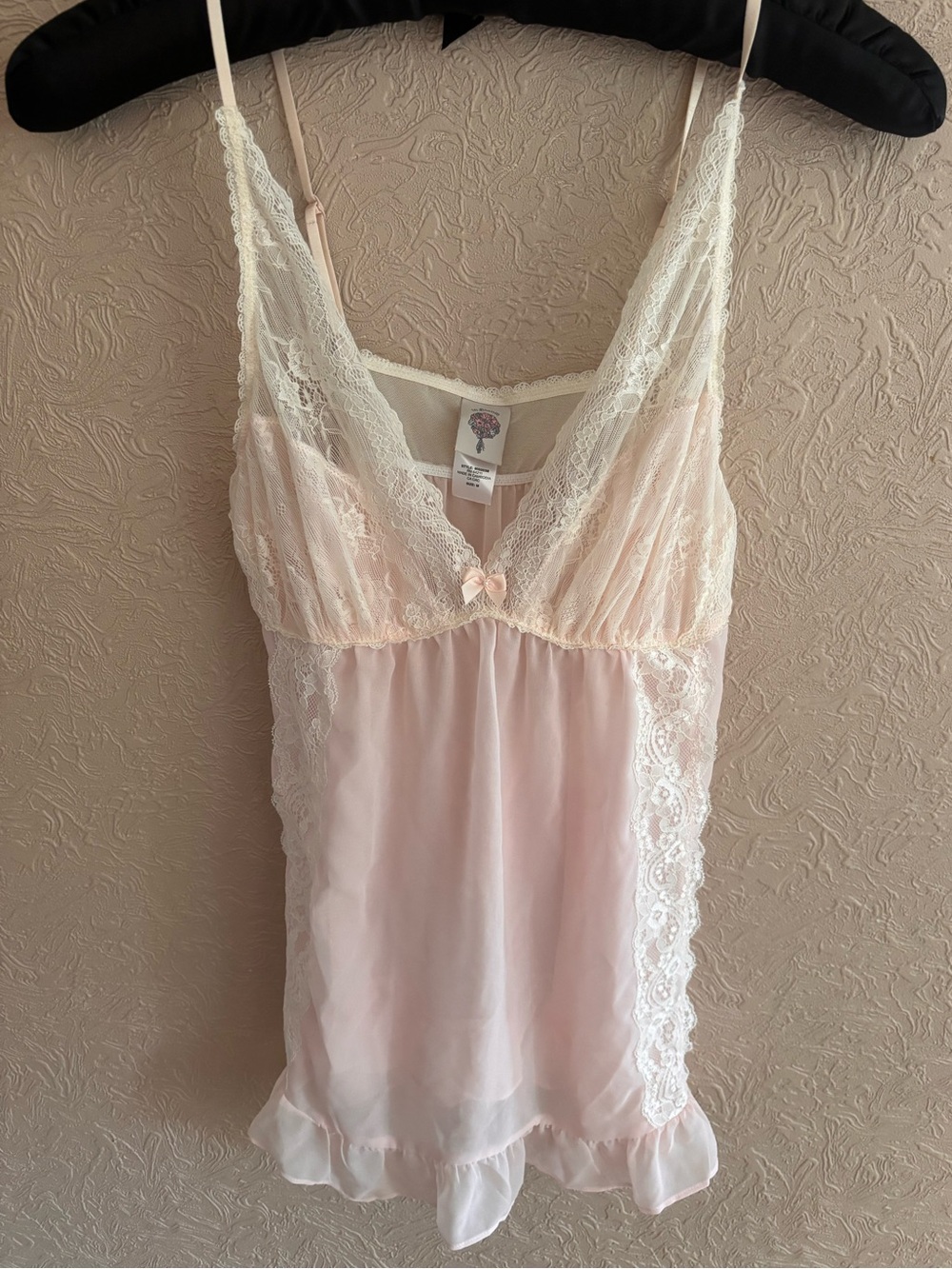 NWT In Bloom Delicate Lace-Trim Peachy Pink  Chemise Babydoll set